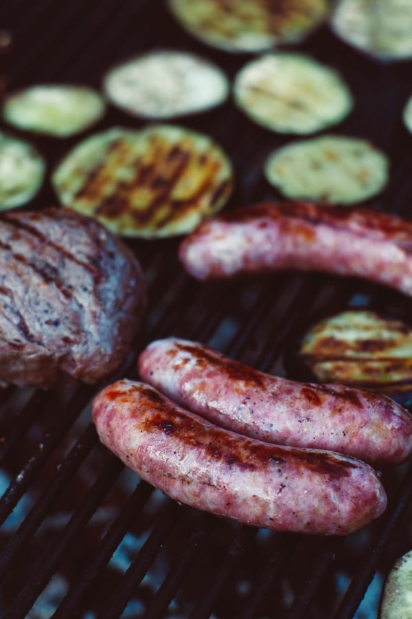 Meats? Vegetables? Fruit? Whatever you like, it can be grilled.