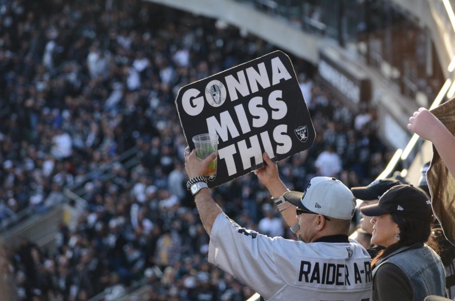 The+Raiders+were+commonly+known+as+the+Oakland+Raiders%2C+but+since+they+moved+in+2019%2C+they+are+now+known+as+the+Las+Vegas+Raiders.