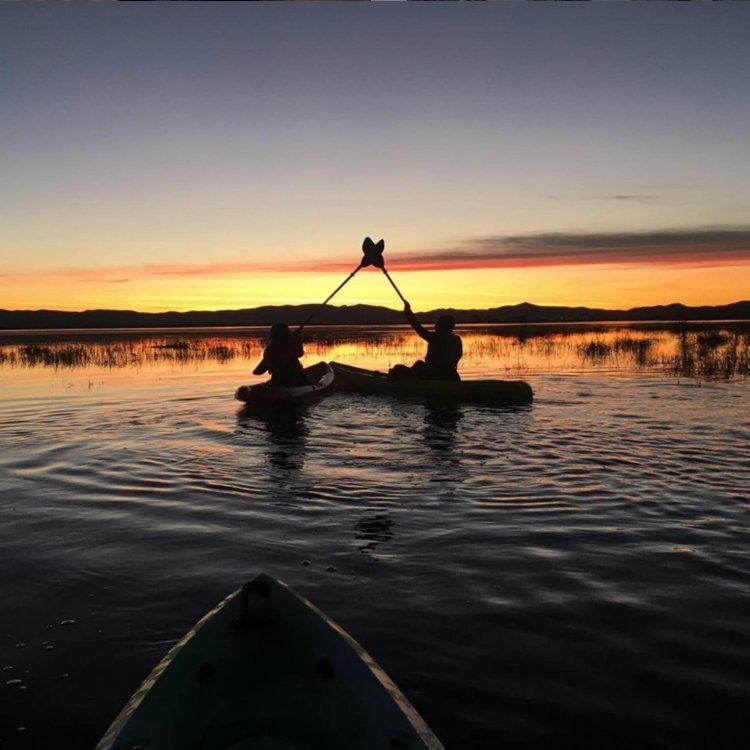 Moonrise+viewings+at+Grizzly+Waters+Kayaking+-+January+17