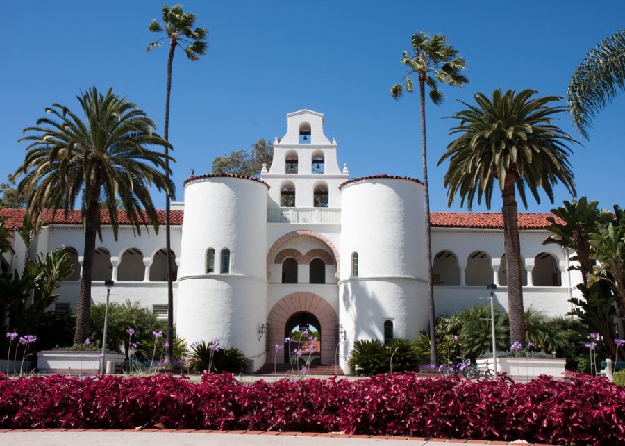 This beautiful campus makes it challenging to stay in class for lectures, but worthwhile.