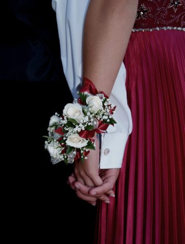A lot of planning goes into the big day, so be sure to keep a checklist for perfection.